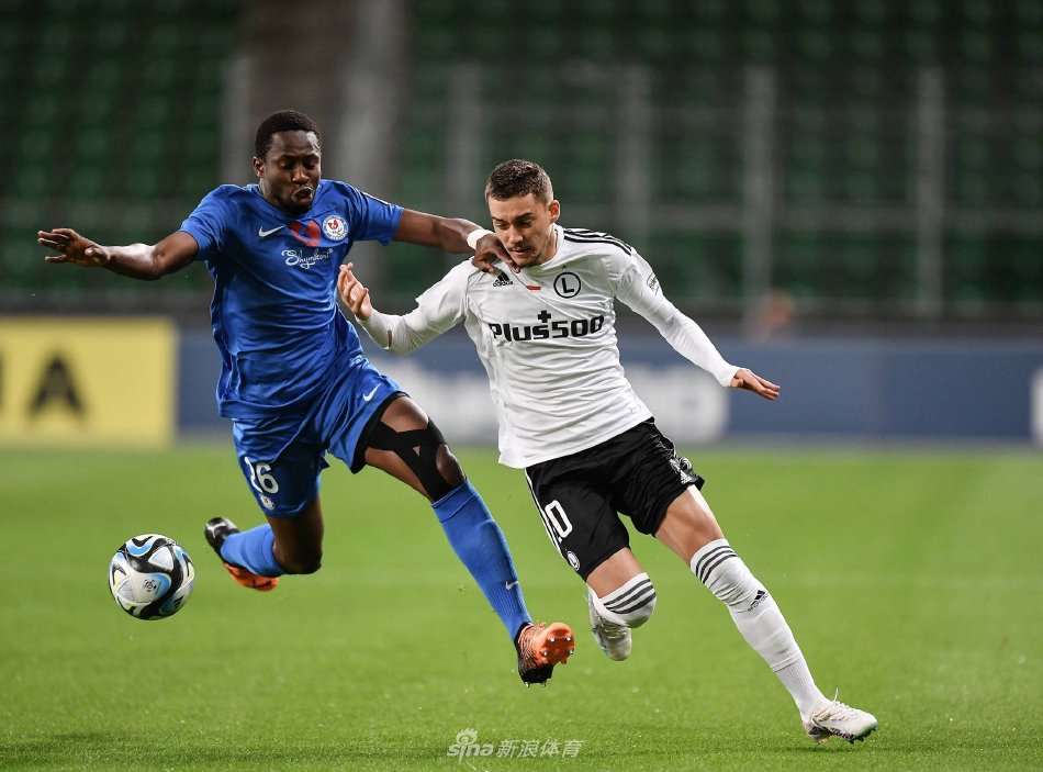 社交媒体成 社交媒体成