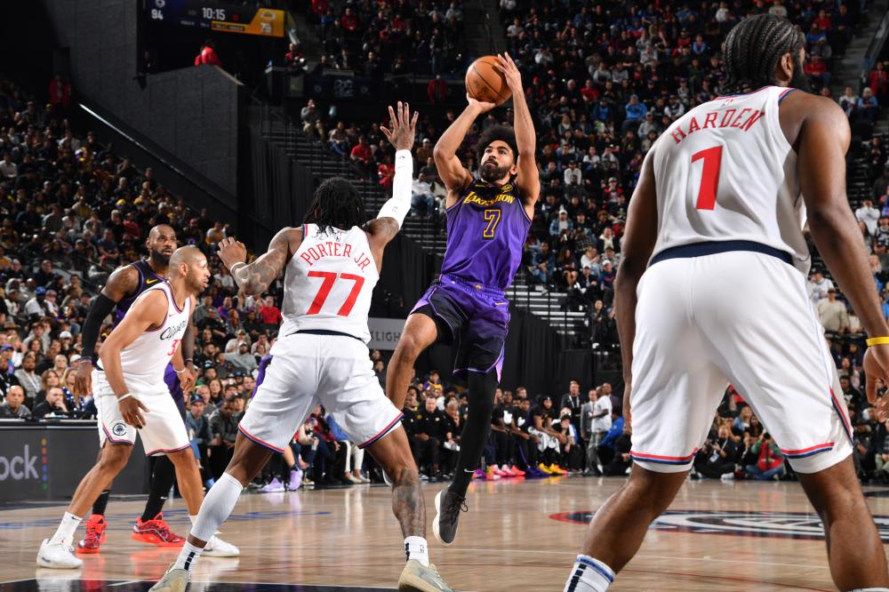 色的防守能 色的防守能