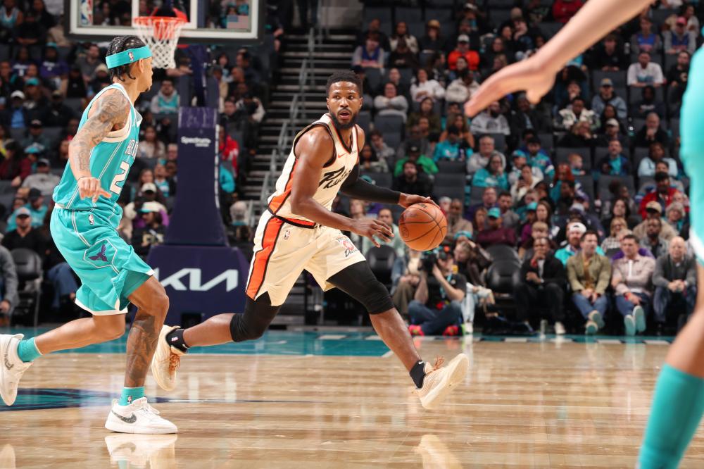 用情绪和拼 用情绪和拼