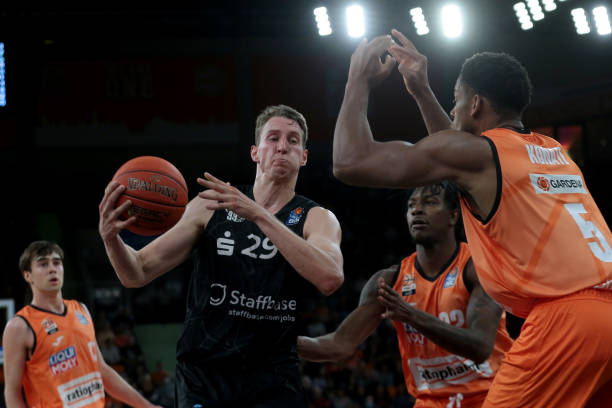 无可比拟的 无可比拟的